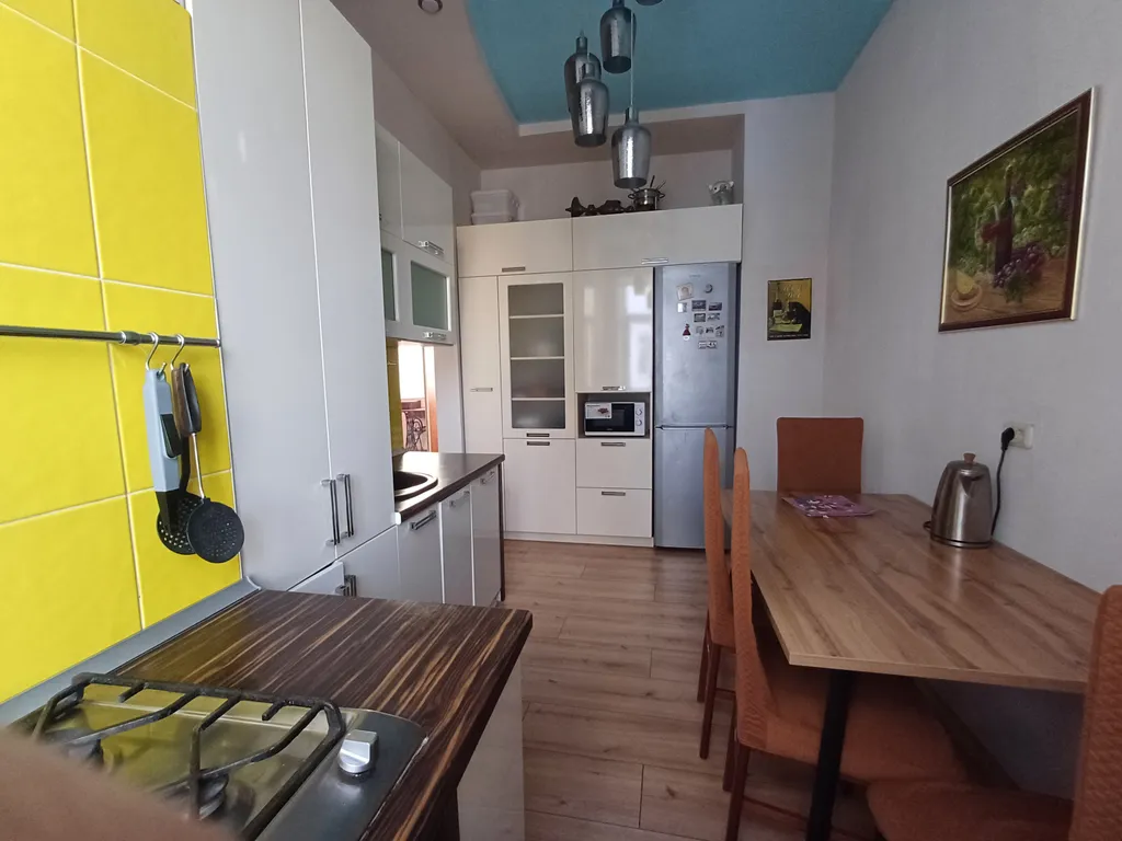 Квартира с видом на пруд