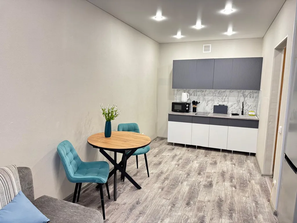 Красивая квартира у реки