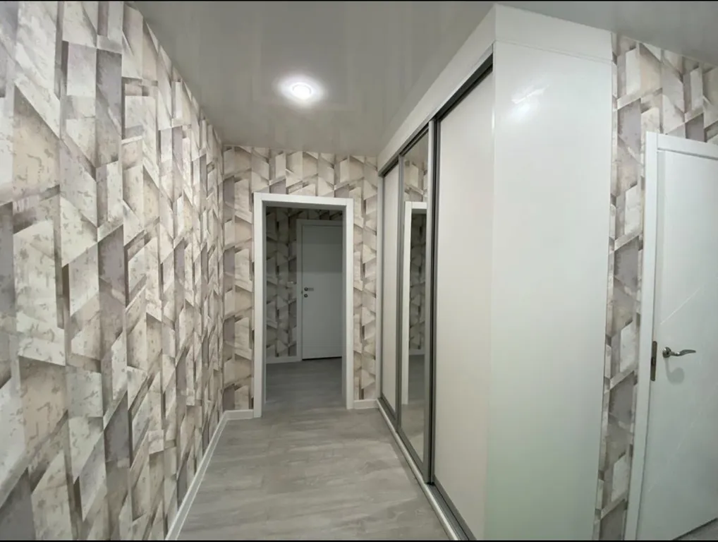 Квартира Квартира Шикарная трёхкомнатная для большой семьи — Лазаревское