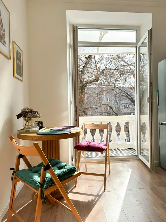 Квартира Neoclassic Stalinka 1937 — аренда посуточно в Алматы