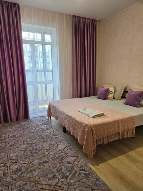 Большая квартира на Ленинградской