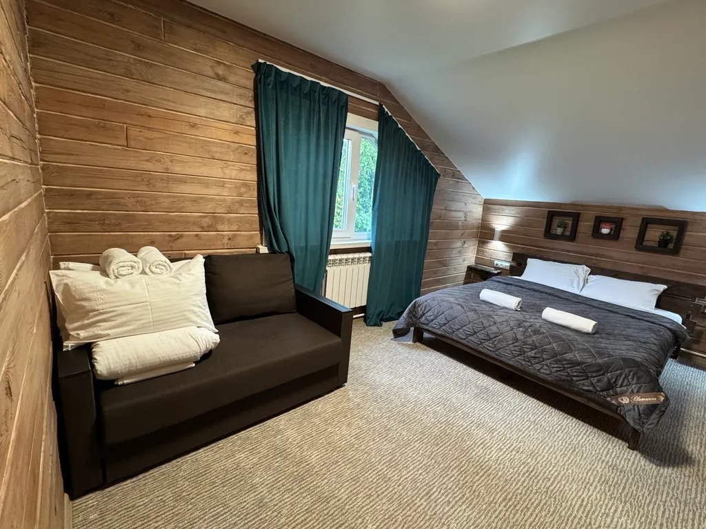 Новый уютный дом из профилированного бруса в кедровом лесу