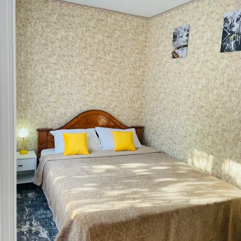 2-х комнатная квартира в селе Александровском