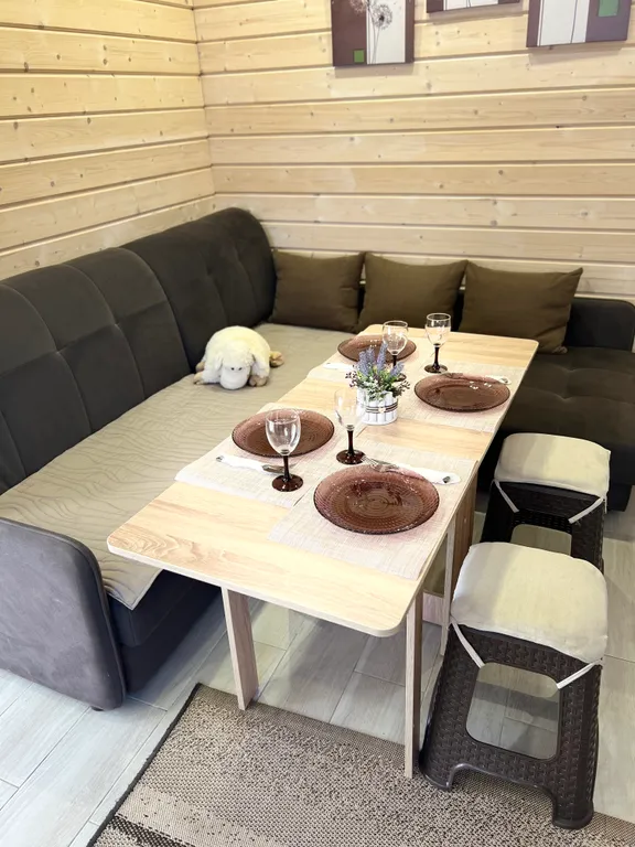 Уютный дом с купелью