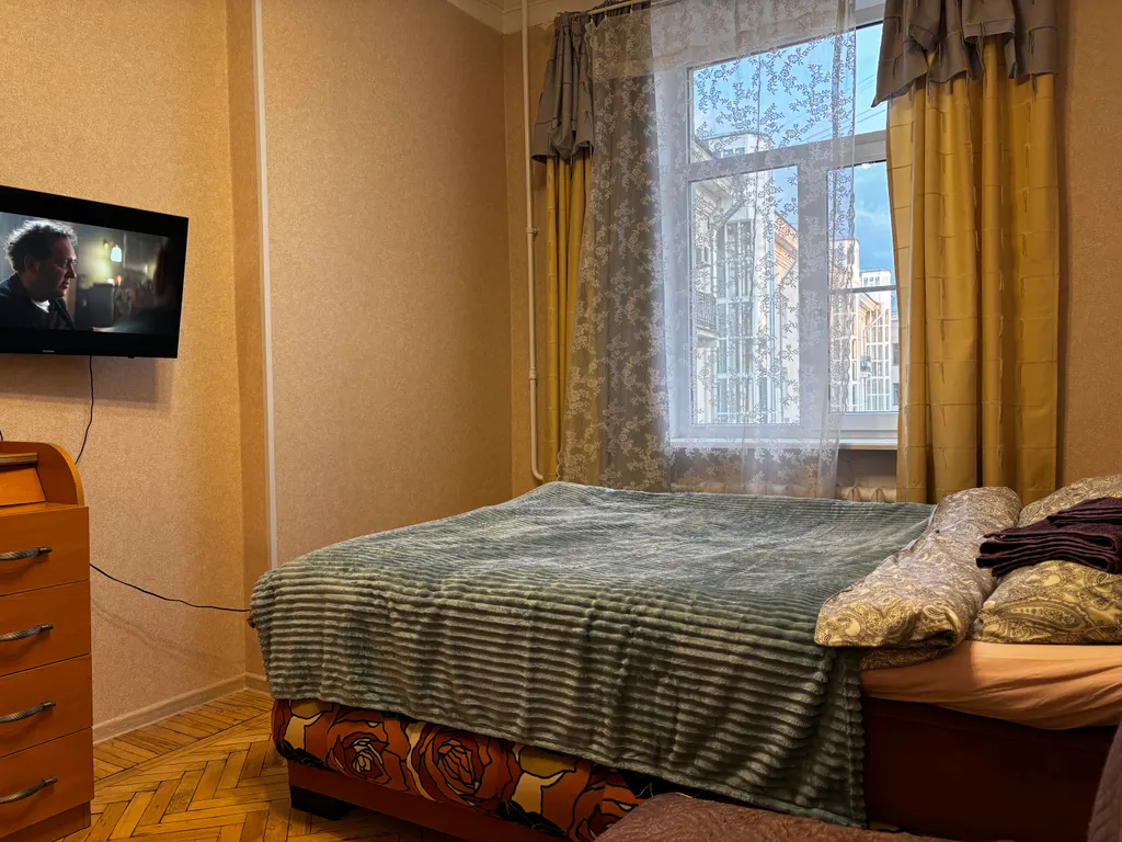 2х к кв  прямо у метро пл Ленина