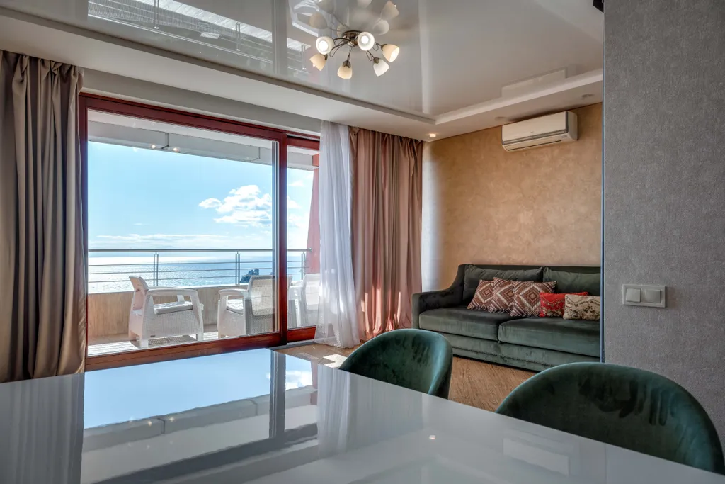 Квартира с видом на море, две спальни и гостиная