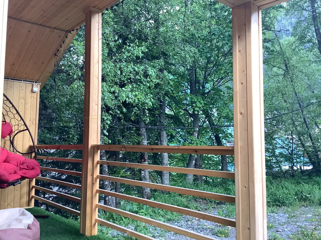 8-комнатный Дом