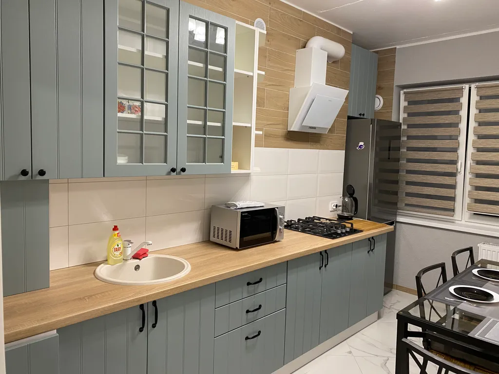 Квартира Счастливая, солнечная квартира на седьмом этаже — Сальское