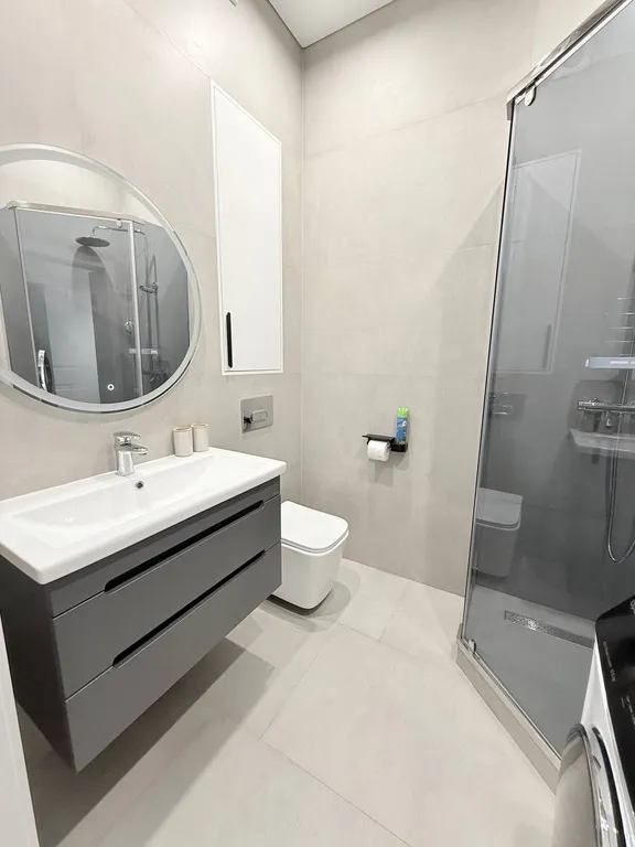 Новая квартира с дизайнерским ремонтом в центре города