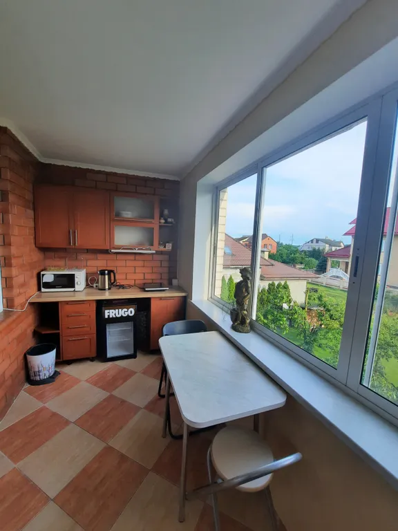 Улучшенный номер с собственной кухней, лоджией