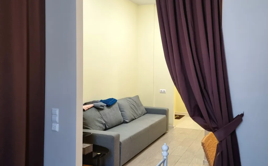 Современная стильная квартира у моря с видом на горы