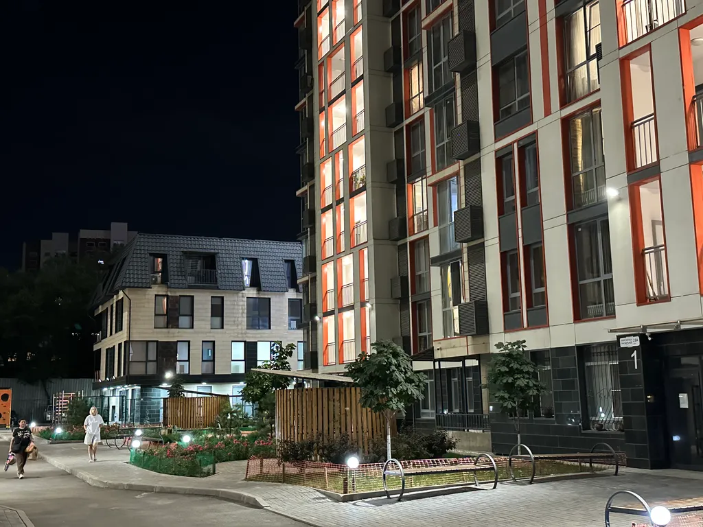 Просторная в ЖК «Раимбек резиденс» центр Алматы, метро & питьевая вода