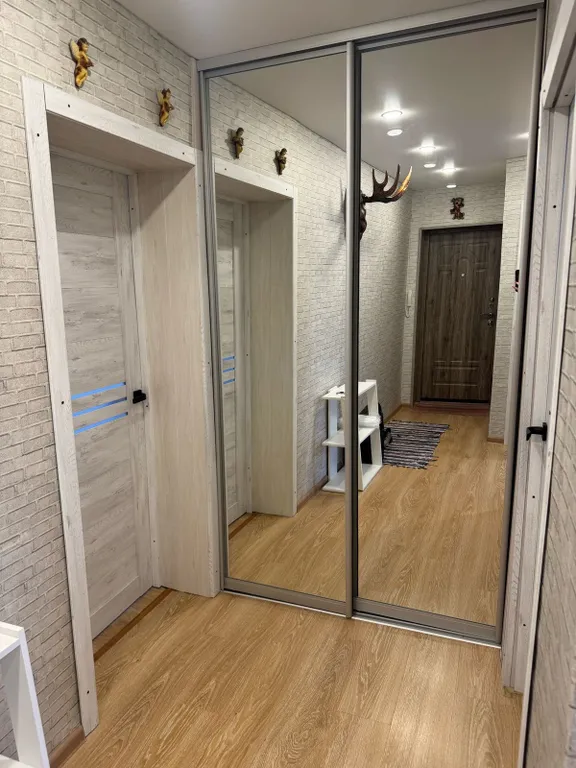 Квартира с видом на озеро Айранне недалеко от ЖД вокзала