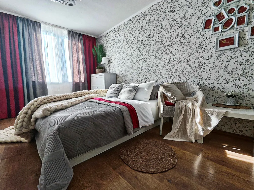 Квартира Квартира Классика — Екатеринбург