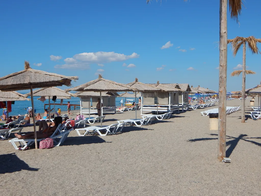 Коттеджи на берегу моря Семейный Дворик