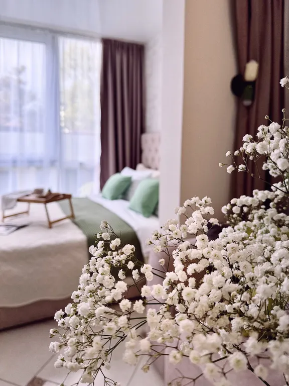 Квартира Квартира в ЖК Бизнес класса с бассейном, парковой и в 3 минутах от моря — Адлер