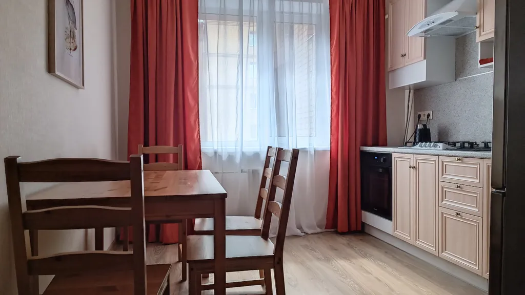 Евротрешка Pink с видом на воду и выходом на пляж