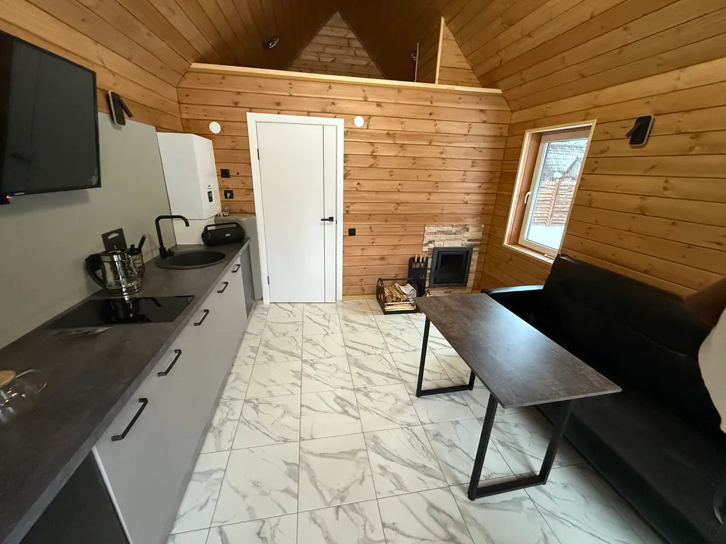 Коттедж 3-комнатный Дом — Деревянное