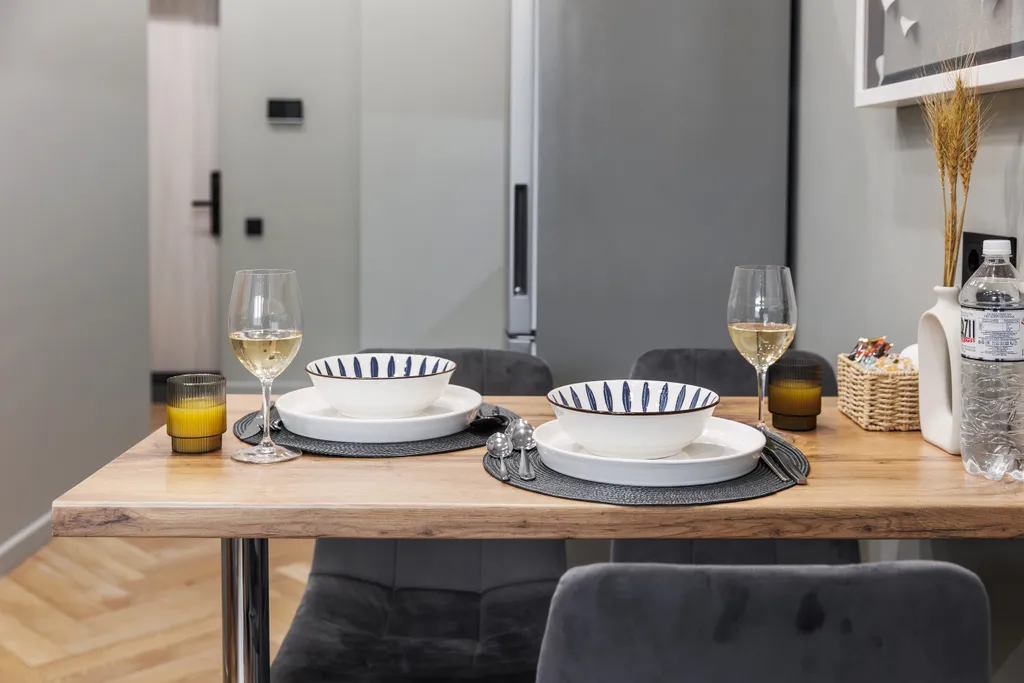 ADT apartments - Meridian Grey