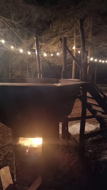 Уютный домик в нацпарке для 2-4 человек в лесу на берегу реки Пра