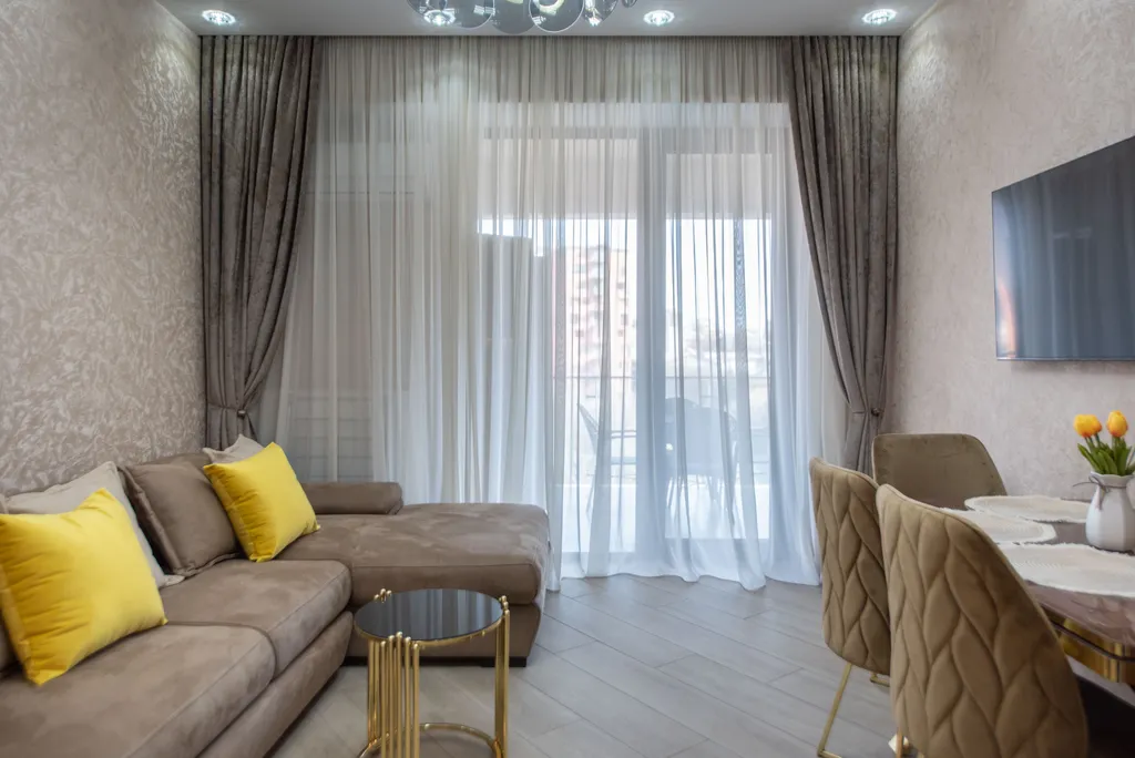 Просторная и светлая квартира у парка Мзиури