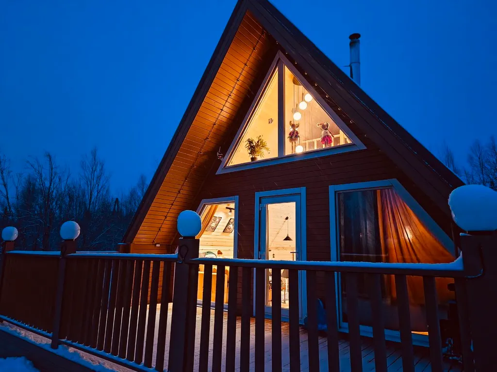 Домик а-фрейм на участке 10 соток