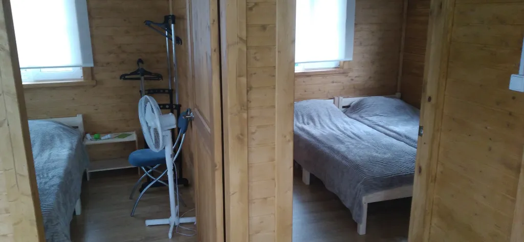 Небольшой дом на острове