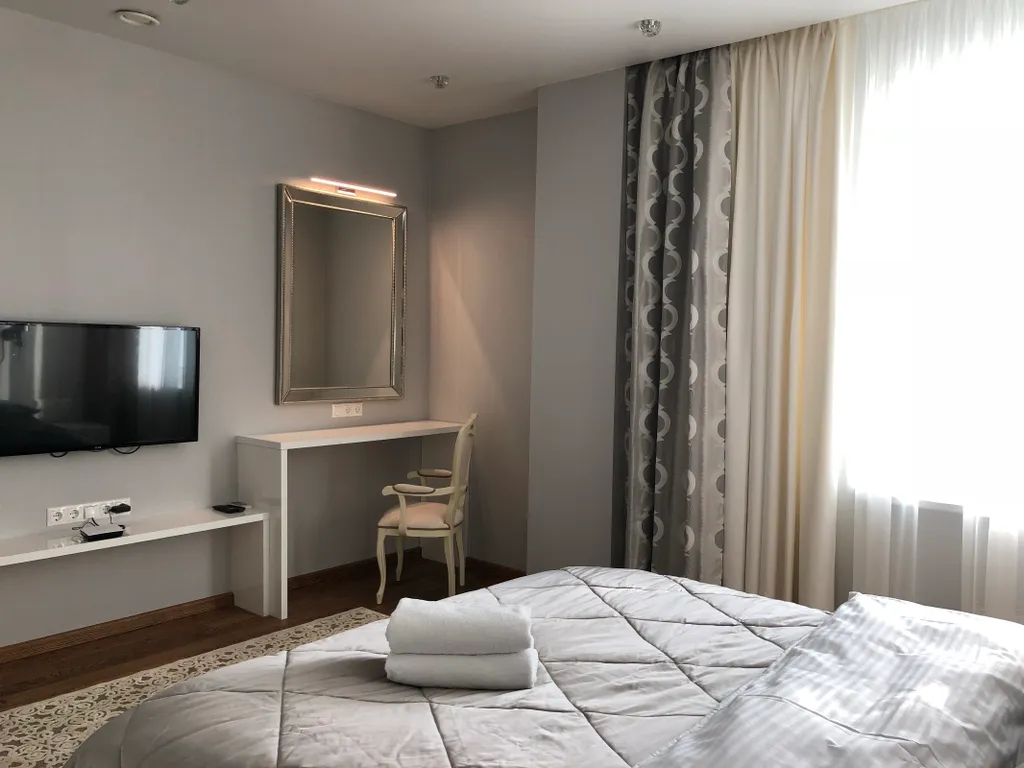 Роскошные 4-комнатные апартаменты с видом на реку