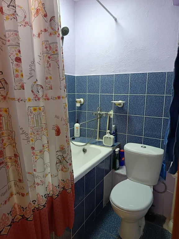 В центре Красноярска на ул. Марковского