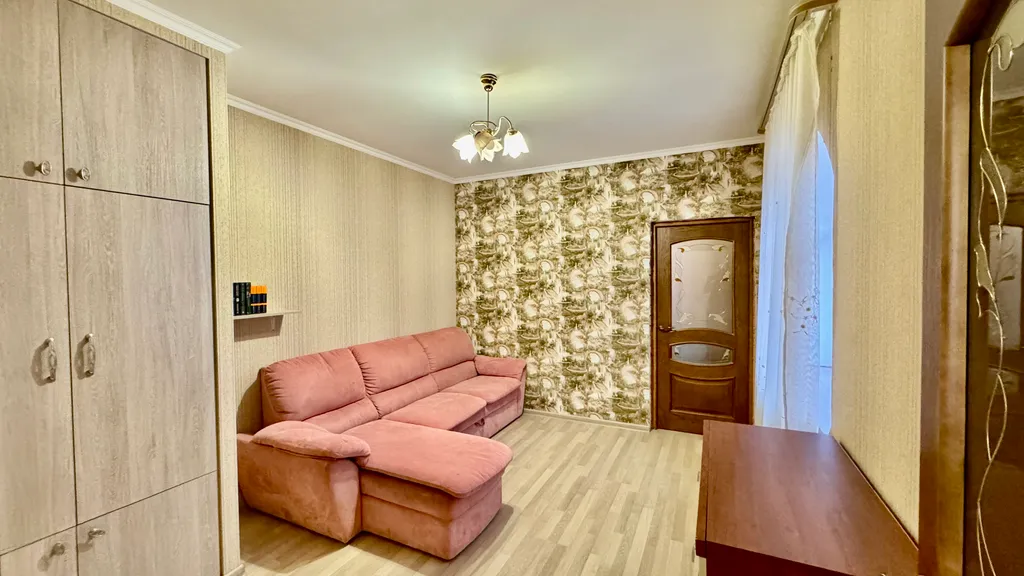 Коттедж с бассейном, баней