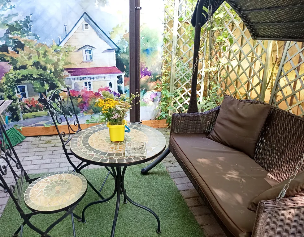 Студия Red в центре у моря