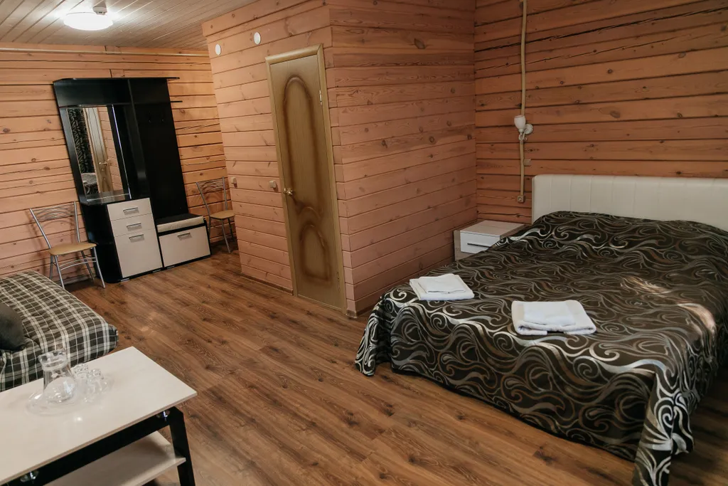 Коттедж с баней и беседкой у Вотчины Деда Мороза