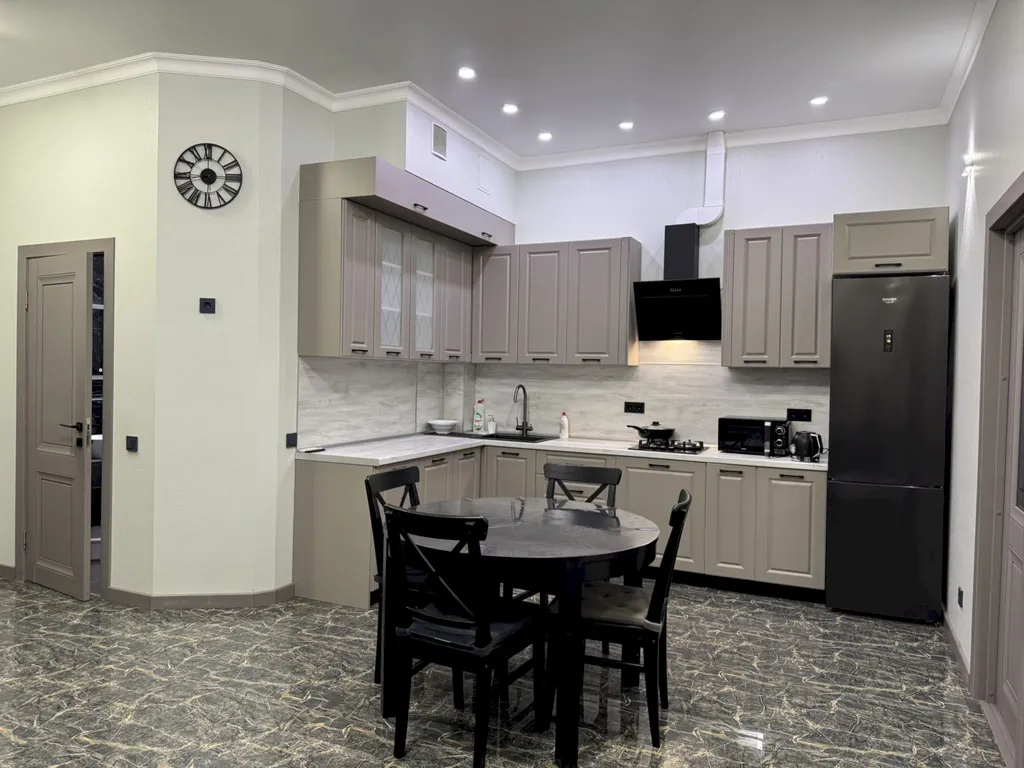 Квартира Квартира с тёплым полом и гардеробной — Геленджик