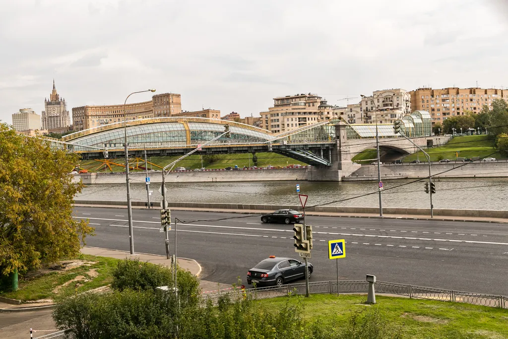Уютная квартира в шаговой доступности от метро с видом на москву-реку