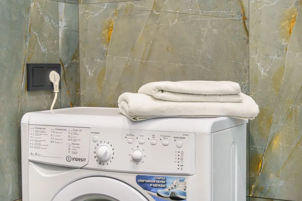 Good Night на Савиных 4А