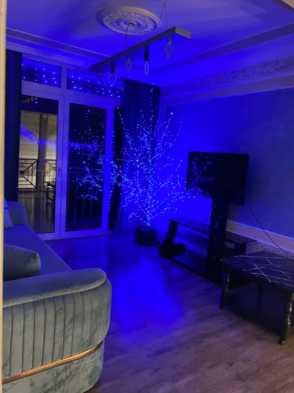 Шикарный и просторный двух этажный коттедж со вторым светом и баней