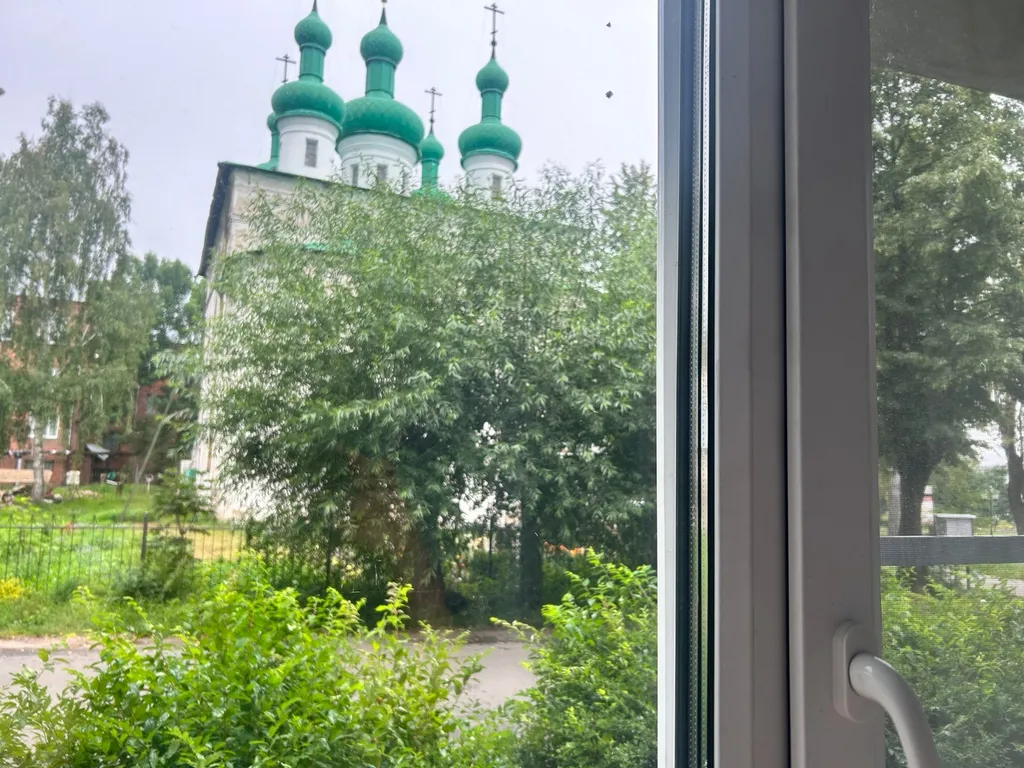 Двухкомнатная квартира на набережной в центре города