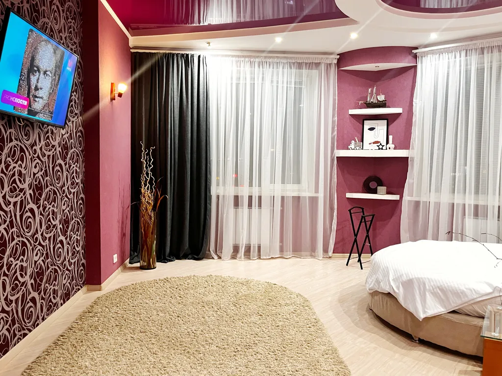 Шикарная квартира с круглой кроватью