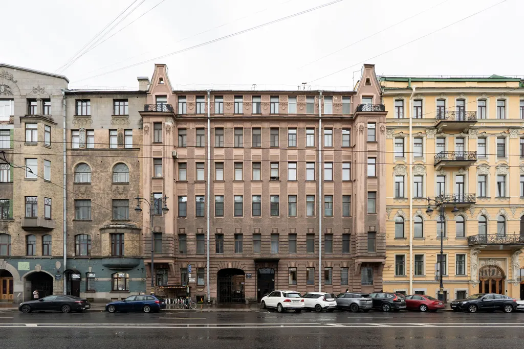 Квартира Просторная квартира с 2 спальнями в центре — Санкт-Петербург