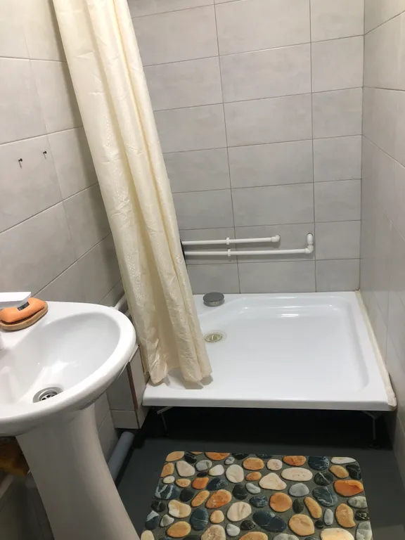 Двухместный ночлег гостиничного типа в Каменске Шахтинском