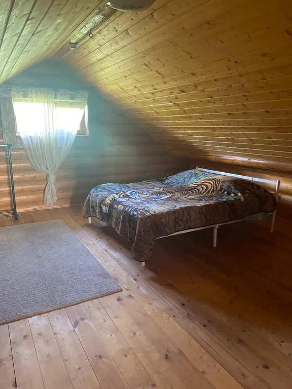 Дом с баней на берегу озера