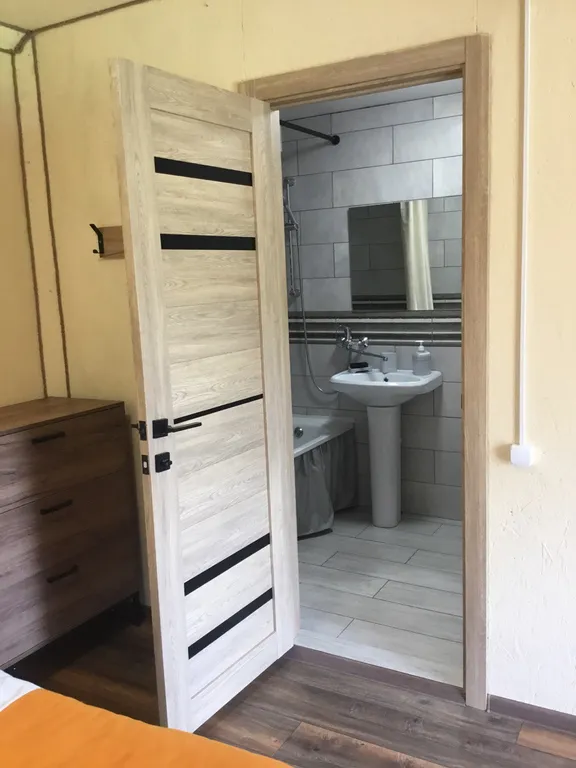 Коттедж 2-комнатный Дом — Перевалка