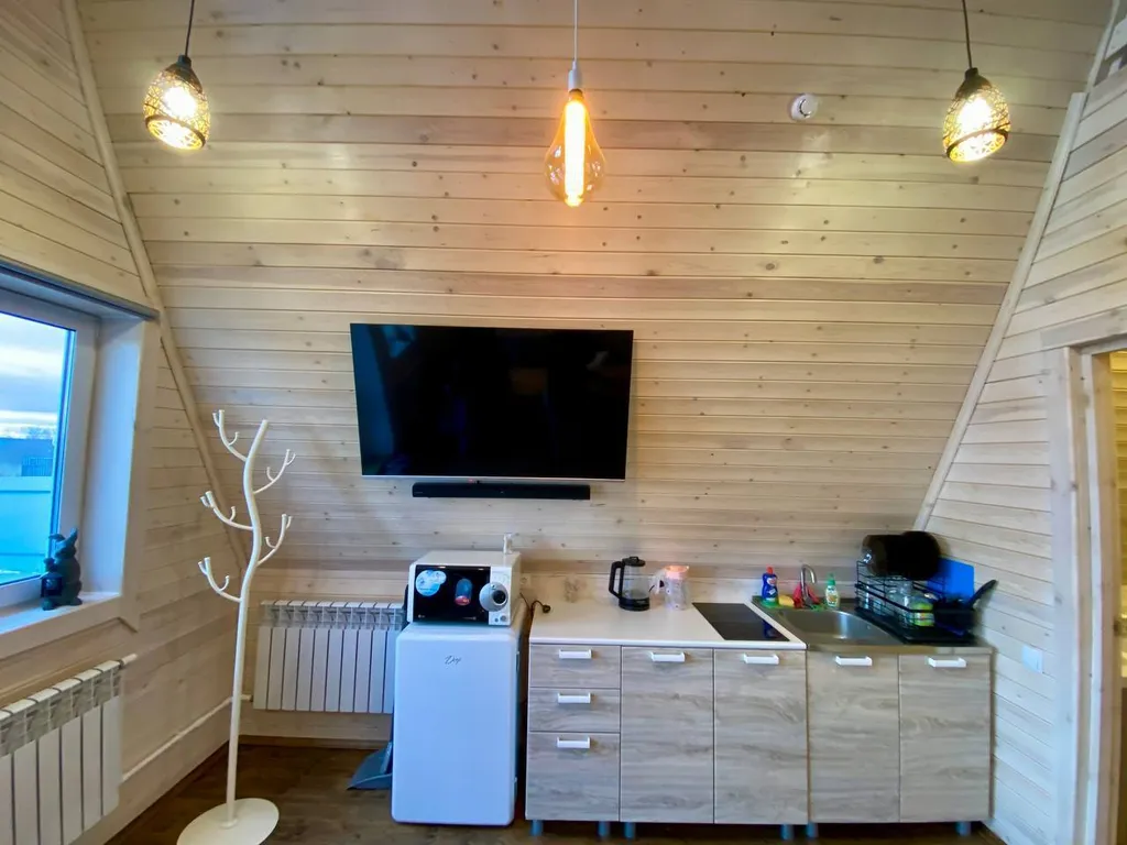 Дом на берегу озера