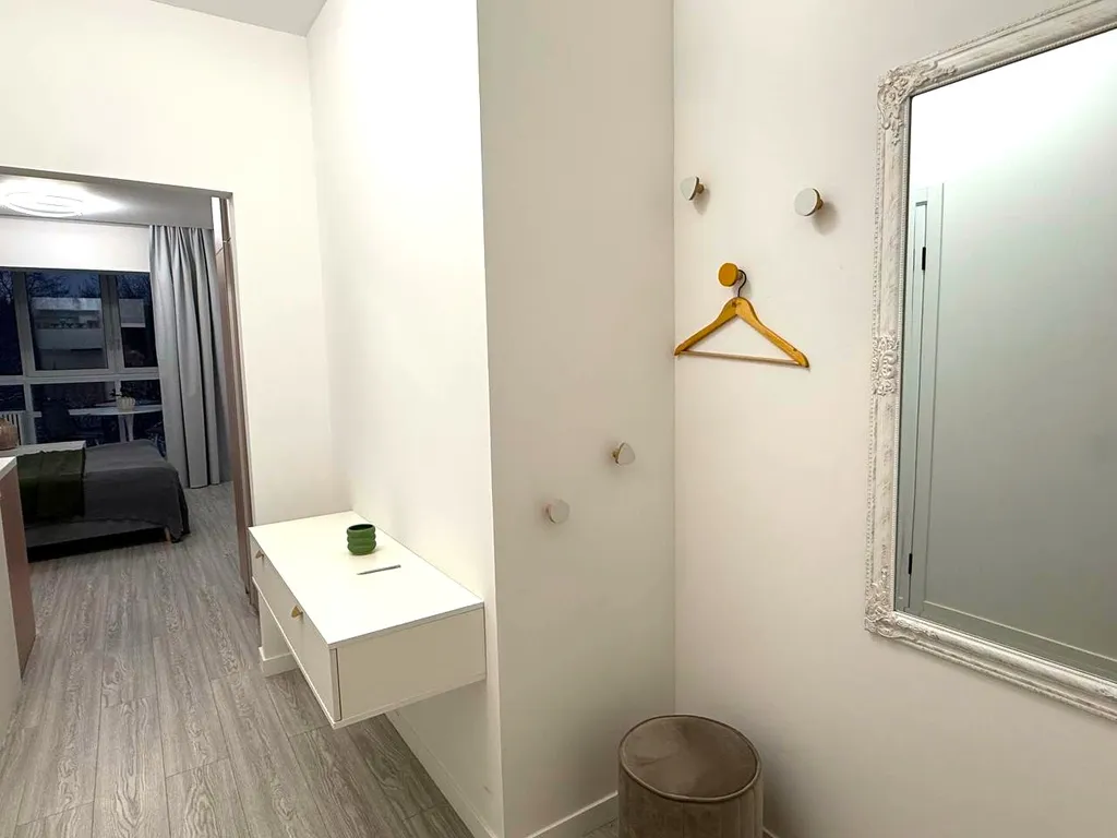 Студия с бассейном и сауной