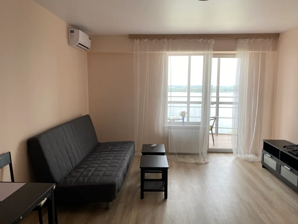 Новый высотный дом рядом с домом Павлова