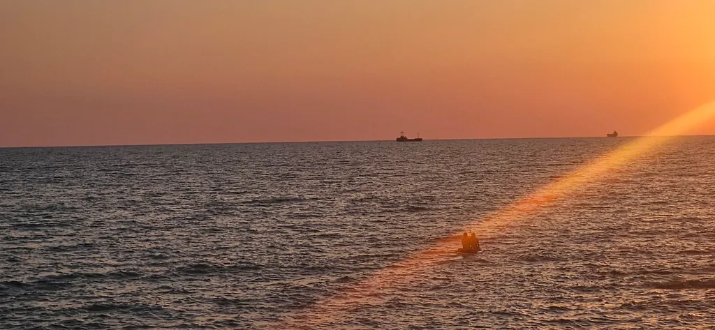 Гостевой Дом Азалия Комната Фламинго в жилом доме в 50 от моря