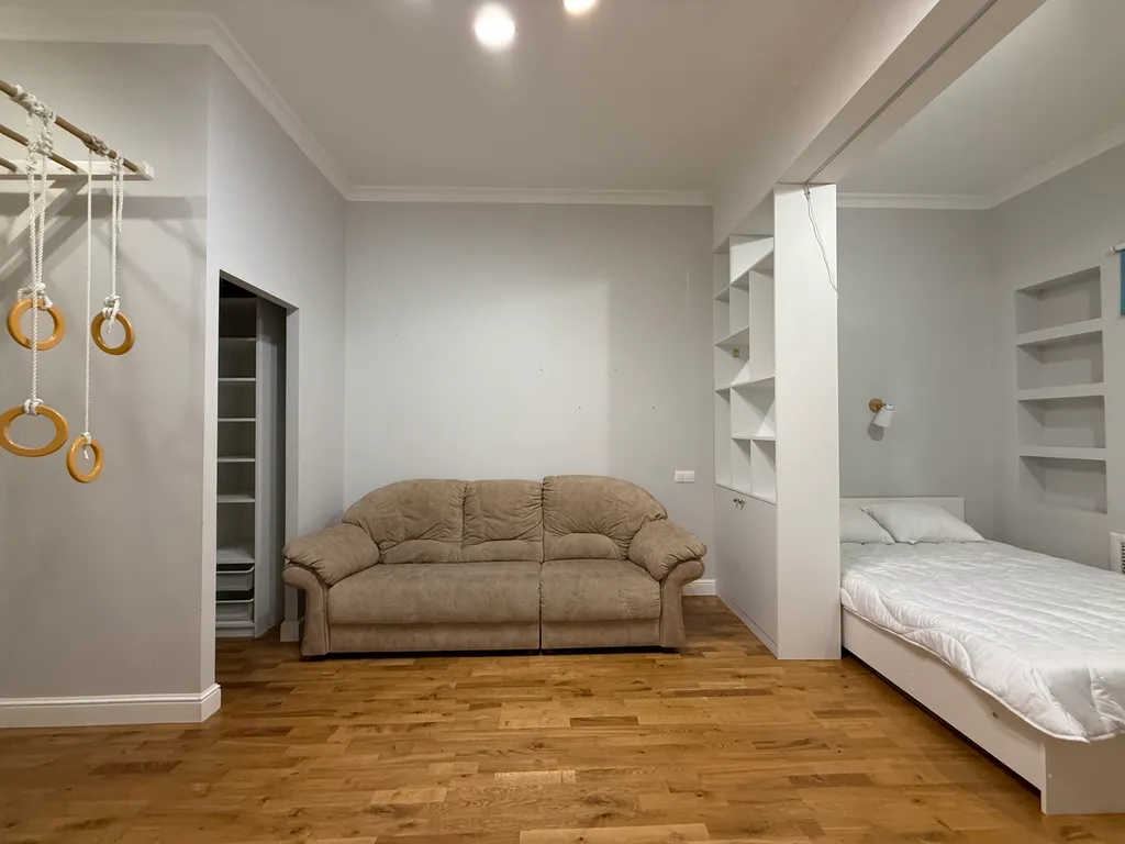 Квартира Квартира Просторная двушка (86 м2) в двух шагах от Исаакия! До 6 гостей — Санкт-Петербург