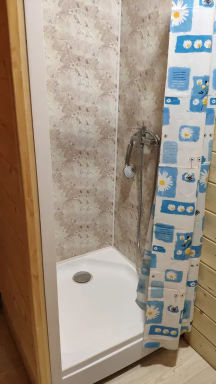 Дом №2 с видом на озеро Неро