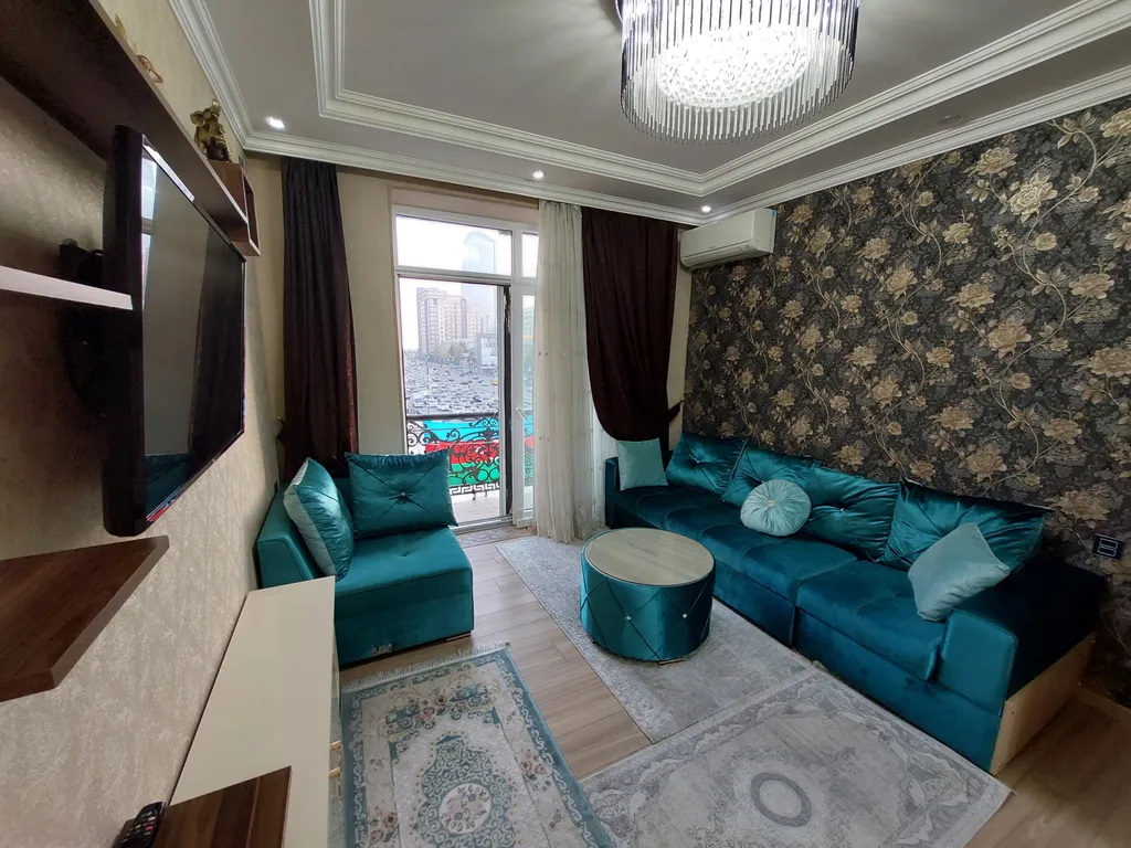 Роскошная квартира в центре города — аренда посуточно в Баку