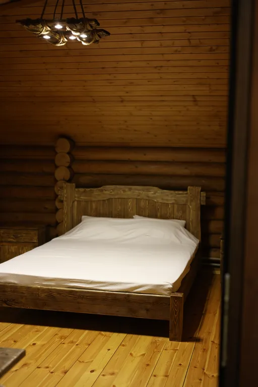 Коттедж с двумя спальнями, русской баней и теплым бассейном